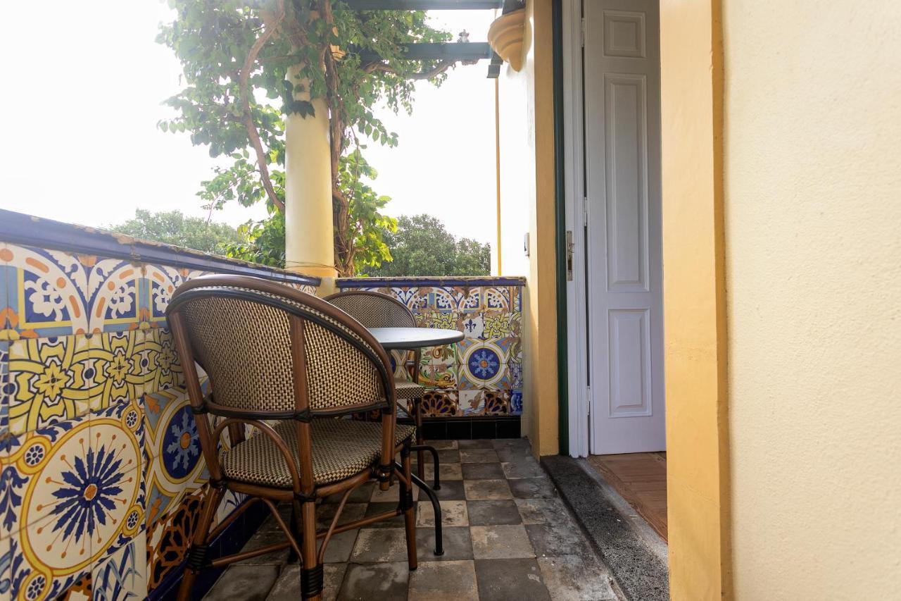 Casa Portuguesa - Charming House Bed & Breakfast ปอนตาเดลกาดา ภายนอก รูปภาพ