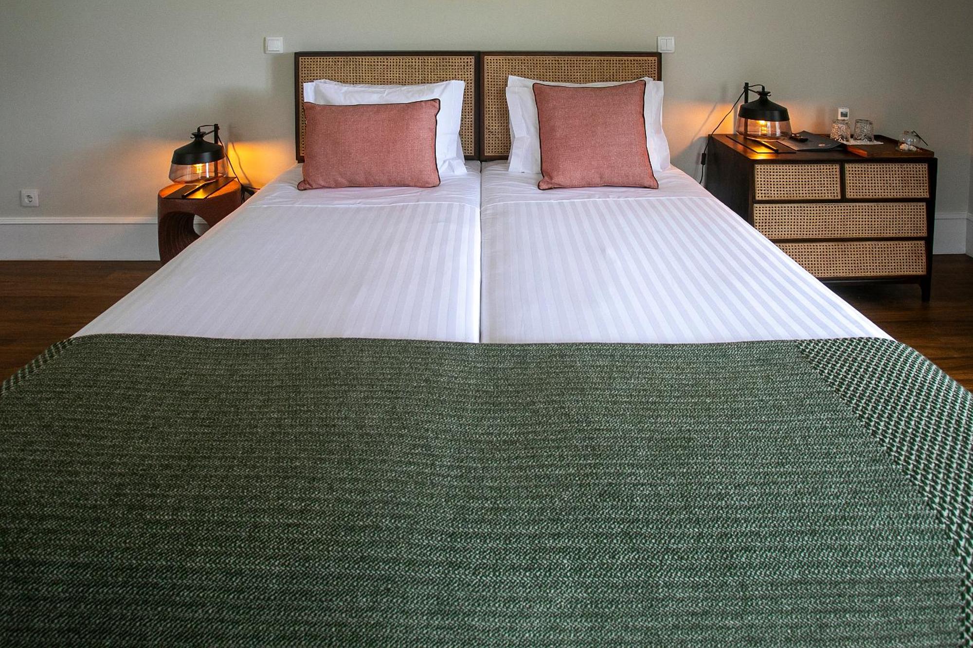 Casa Portuguesa - Charming House Bed & Breakfast ปอนตาเดลกาดา ภายนอก รูปภาพ