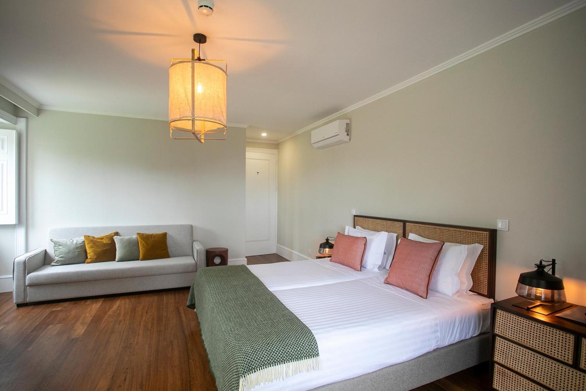 Casa Portuguesa - Charming House Bed & Breakfast ปอนตาเดลกาดา ภายนอก รูปภาพ